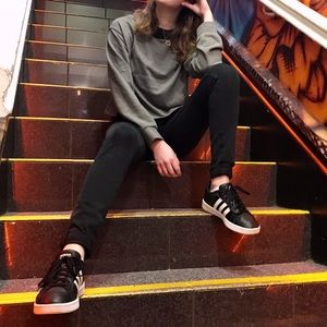 **LAST CHANCE** Grey Cropped Crew Sweater